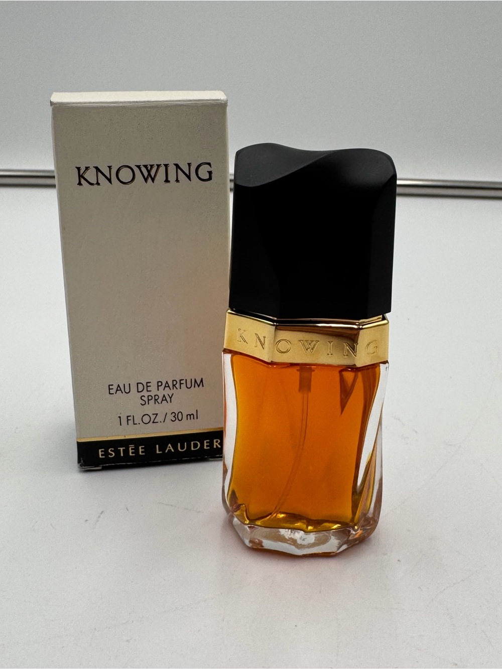 Vintage Estee Lauder Knowing Eau de Parfum Spray 1 oz 30ml With Box USA